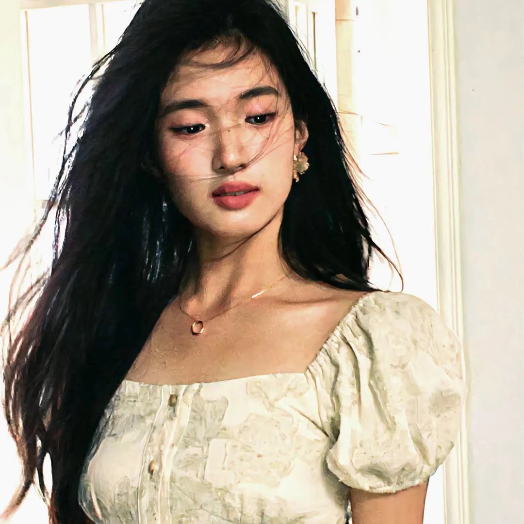 穿越后，毒医夫人惊艳全城