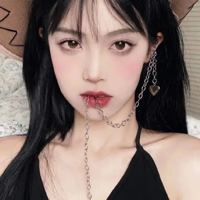 生娃当天夫人手撕影帝